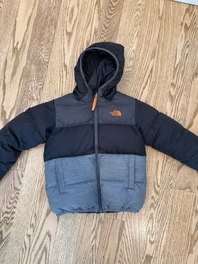 Youth North Face coat - reversible